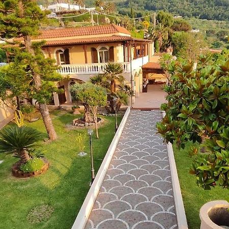 Villa Antonietta Ísquia Exterior foto