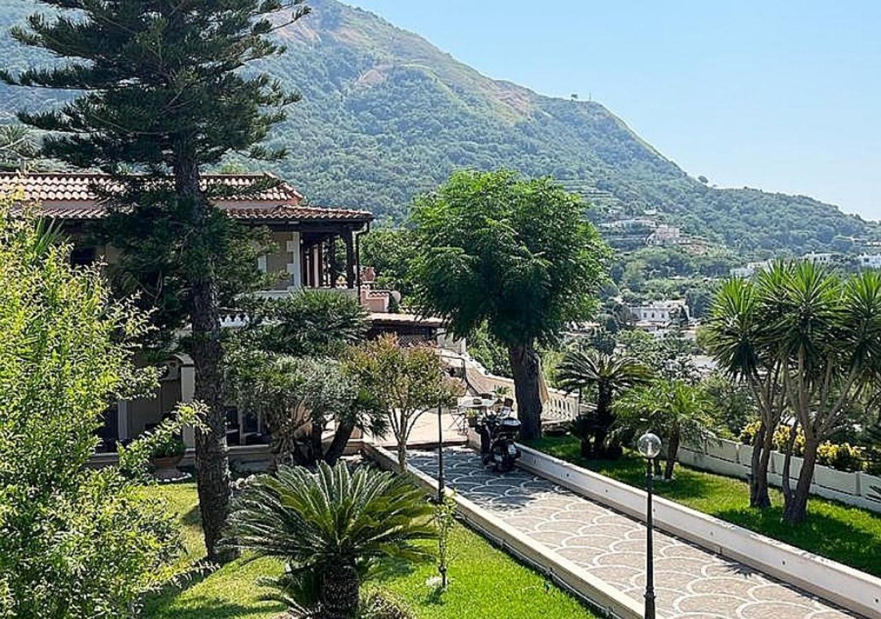 Villa Antonietta Ísquia Exterior foto
